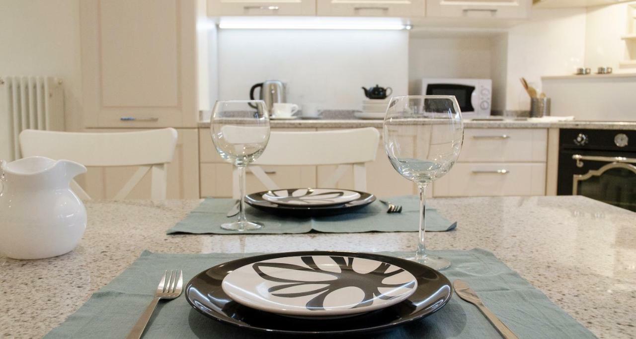Joivy Splendid 3Br Apt With Parking And Terrace In Como Lake Como Exterior foto