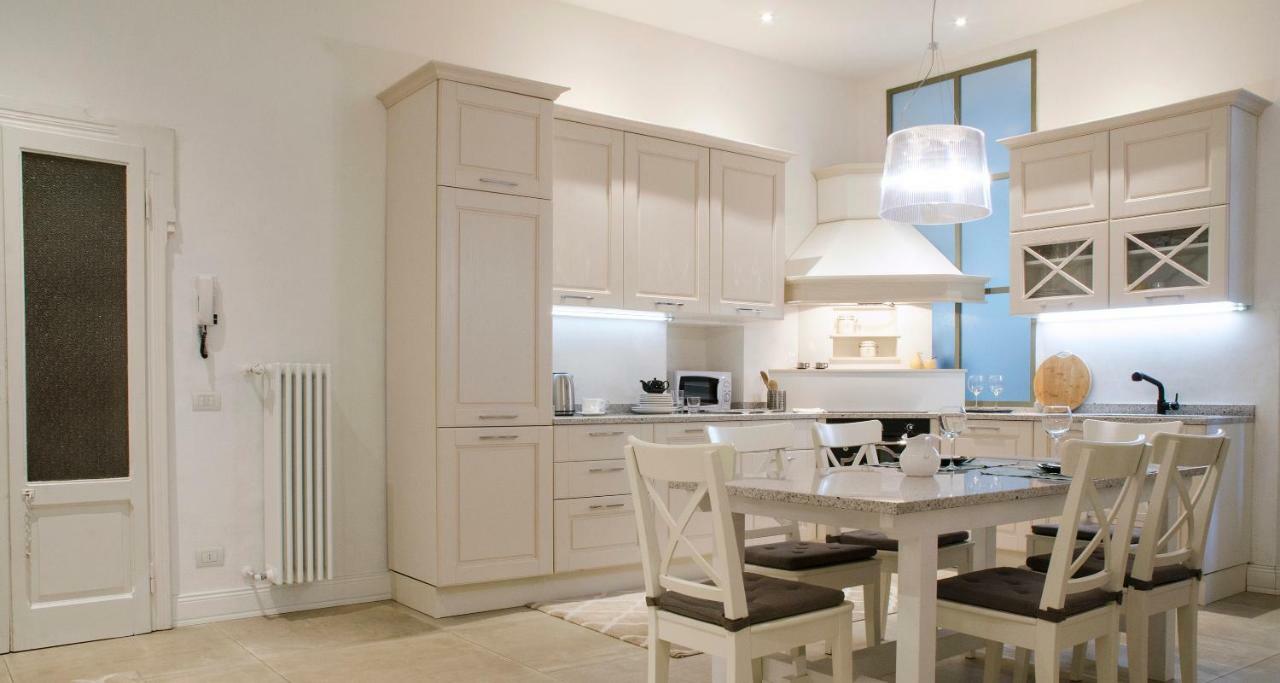 Joivy Splendid 3Br Apt With Parking And Terrace In Como Lake Como Exterior foto