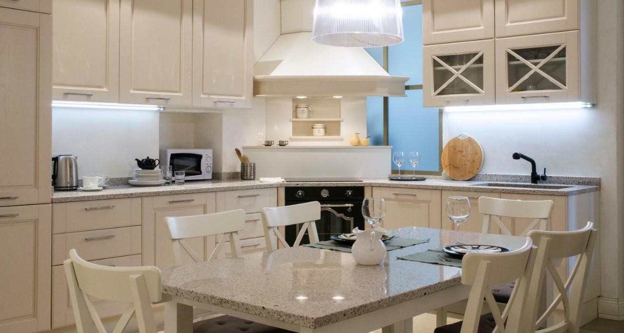 Joivy Splendid 3Br Apt With Parking And Terrace In Como Lake Como Exterior foto